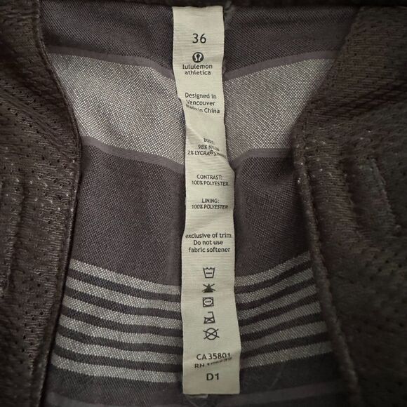 Lululemon Athletica Mens Chino Black/Gray Shorts Size 36 Golf Causal Stretch - Picture 4 of 7